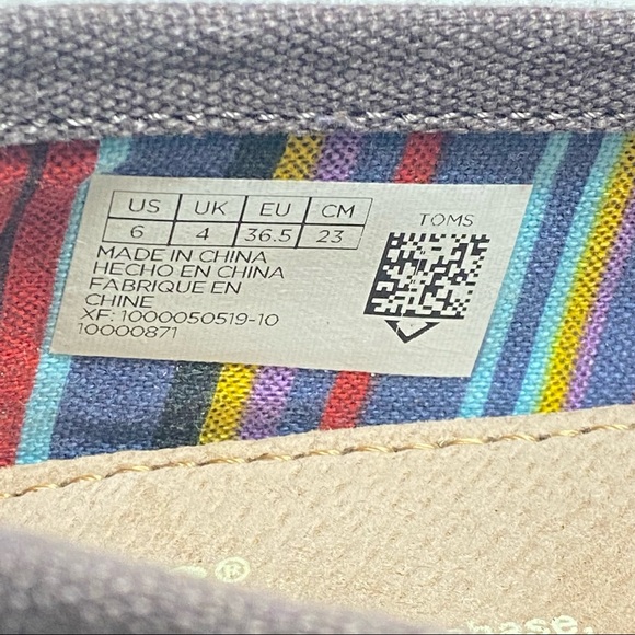 Toms Classic Ash Gray Canvas Aztec Liner Slip On Shoes Women's Size 6; Excellent - Picture 2 of 14